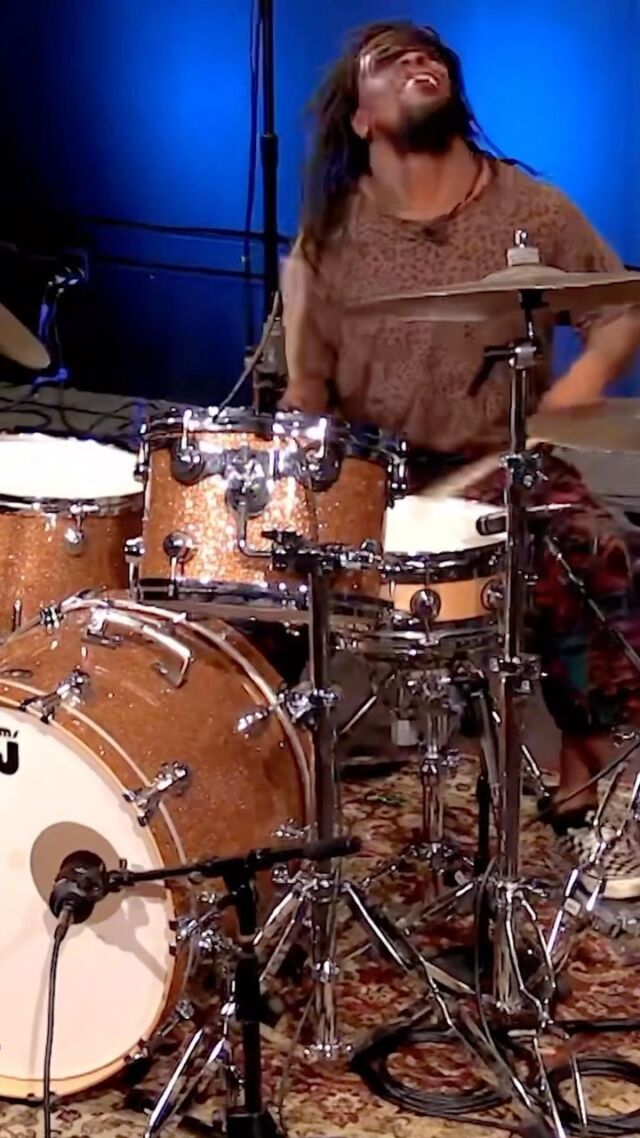 Straight to the point. 🥁
With the right messaging and targeting, video ads can take your business to the next level. We love creating compelling video ads that resonate with your audience and drive results.
Just ask Drum Channel.
@drumchannel
@thomaspridgen.eth
#poweredbyLightdrop 🚀